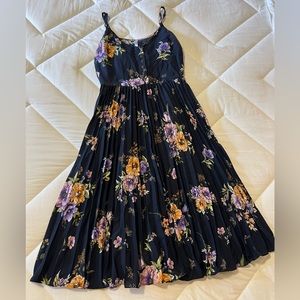 Women’s XS pleated midi dress. Xhilaration brand.